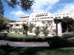 Azka Hotel