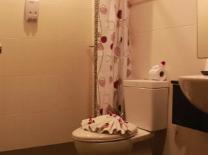 Patong Hemingway's Hotel