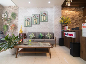 RedDoorz near Nguyen Van Thoai Street