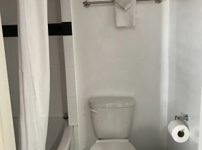 Legend Hotel Hollywood