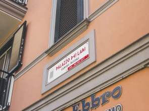 Palazzo dei Lari