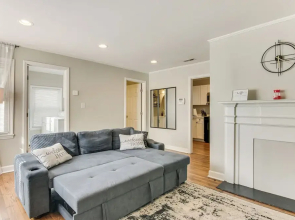< 2 Mi to Uptown Charlotte: Home w/ Large Yard!