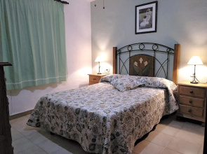 Villa With 4 Bedrooms in Alozaina, With Private Pool, Enclosed Garden and Wifi