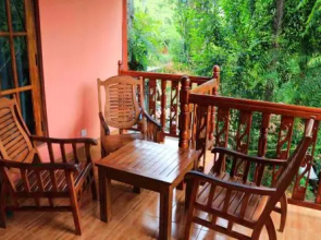 Yoho Tea Forest Lodge