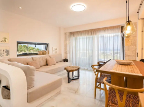 Olive Grove Panorama Suite Exi