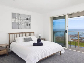 Absolute Waterfront @ Anna Bay