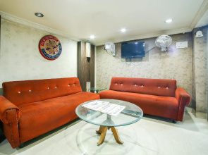 OYO Flagship 69571 Hotel Spark