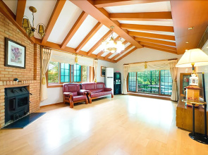 Hongcheon White House Pension