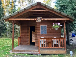 Sven's Basecamp Hostel