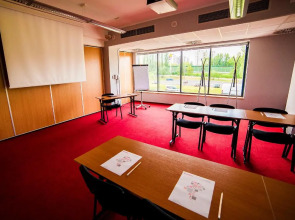 Economy Silesian Hotel