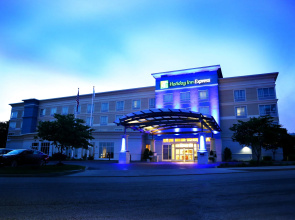 Holiday Inn Express Lexington North-Georgetown by IHG