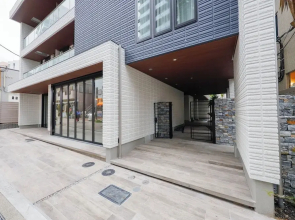 Pacific Coast Enoshima by Teranova