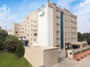 Lemon Tree Hotel Aligarh
