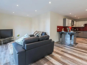 Stunning City Centre Apartment