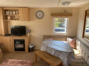 Stunning 8-berth Caravan in Tattershall Lakes