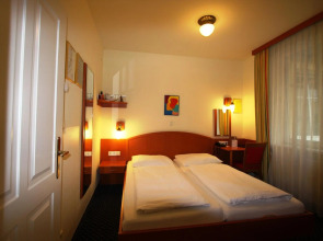 SUITE HOTEL 900m ZUR OPER