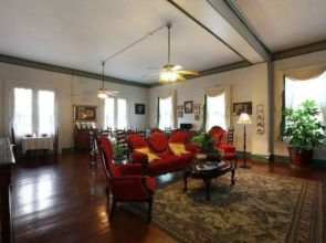 Old Castillo Bed and Breakfast
