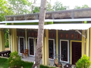 SPOT ON 2725 Latansa Homestay
