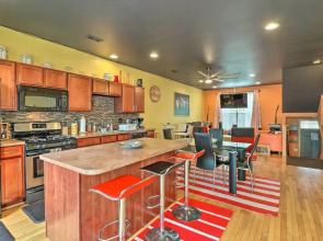 Urban Escape w/ Patio - 2 Mi to Downtown Detroit!