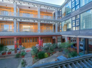 Dali Shuanglang Qingshui One Residence Homestay