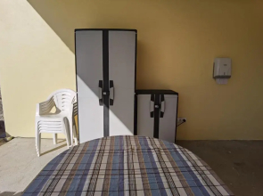 Fernandes House