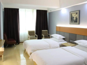 Karamay Baonai Business Hotel