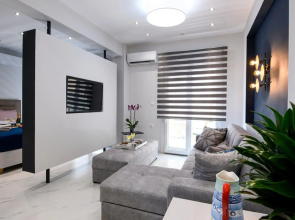 Adell Deluxe Apartments