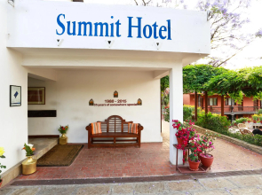 Summit Hotel