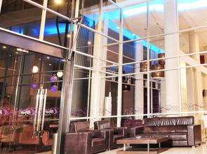 Royal Hotel n' Lounge