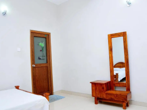 Anuradha Holiday Apartments