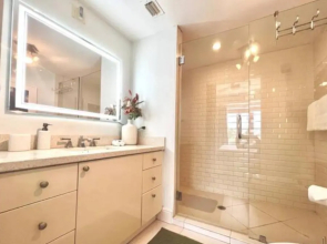 Carlyle Hotel Ocean Dr South Beach 2 Bedroom Luxury Apartment