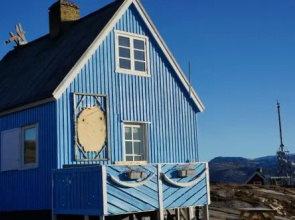 Bed & Breakfast, Oqaatsut/Rodebay
