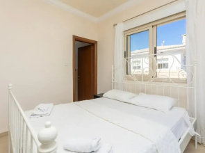 Villa Meli With 3 Bedrooms and 3 Bathrooms