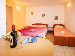 Apartments Beach Way