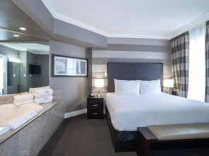 Stage West All-Suite Hotel & Theatre Restaurant