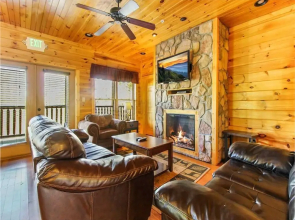 Big Sky Lodge II - Seven Bedroom Cabin