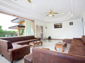 Villa Patiharn Khao Talo