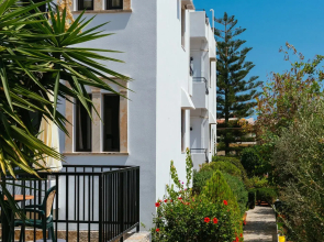 Paradise Hotel Apartments