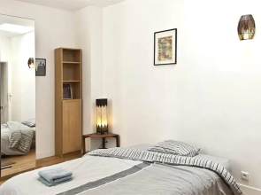 BP Apartments - Authentic Moulin Rouge