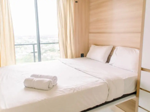 Cozy and Minimalist Studio at Sky House BSD Apartment