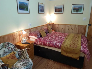 Kylemore Pass Hotel