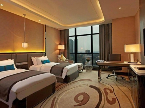 Pacific Regency Hotel Suites