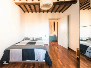 Hostly - La Pera Suite Apartment - 2 Bedrooms, Full Center