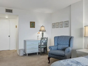 Anchorage Resort 6th Floor 2 bedroom Condo on Siesta Key 2 Condo
