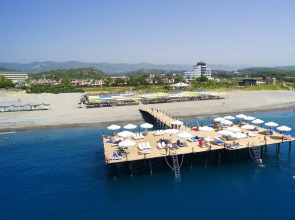 Raymar Resort & Aqua