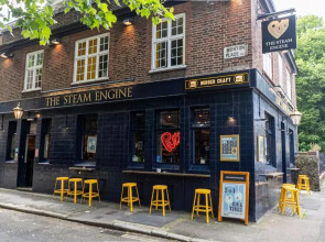 PubLove @ The Steam Engine - Hostel