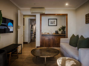 Chobe Marina Lodge