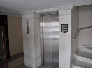 Almena Hotel