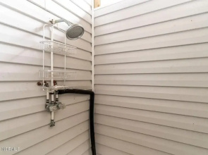 Changes In Latitude 6 Bedroom Home by RedAwning