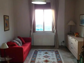 Miscale House